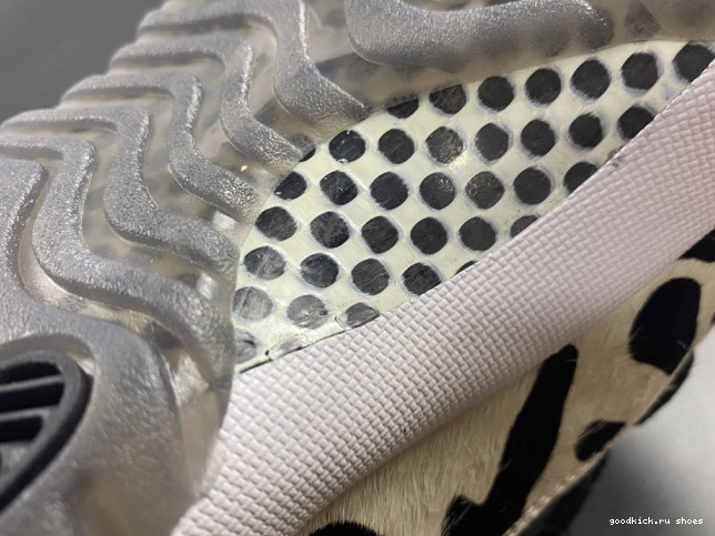 INSTINCT AIR JORDAN ANIMAL AR0715-010 11 0821